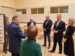 Pokaz w szkole w Piaskach