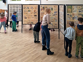 Pokaz w szkole w Piaskach