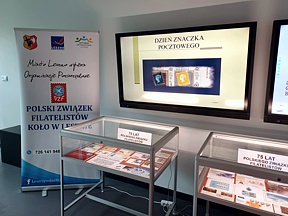 Pokazy filatelistyczne z okazji dwóch rocznic