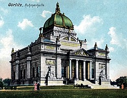 Historyczny wygląd obecnego Miejskiego Domu Kultury w Zgorzelcu, w którym odbywała się wystawa