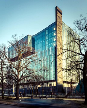 Gmach Urzędu Marszałkowskiego w Poznaniu